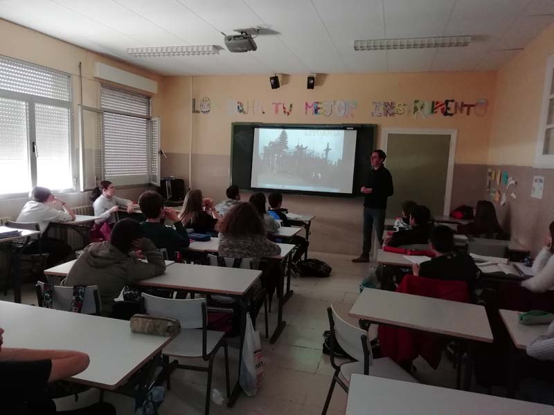 charla